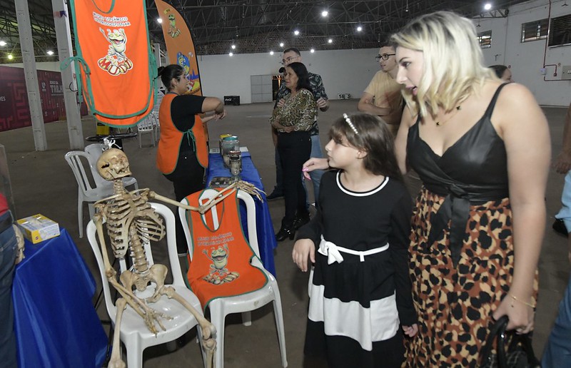 53822141755 D60c60af4e C