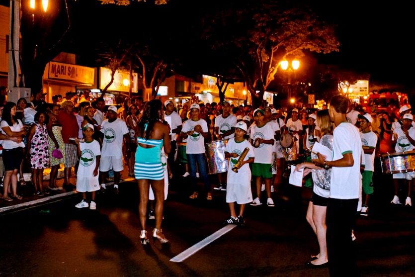 Desfile 25 Anos 4